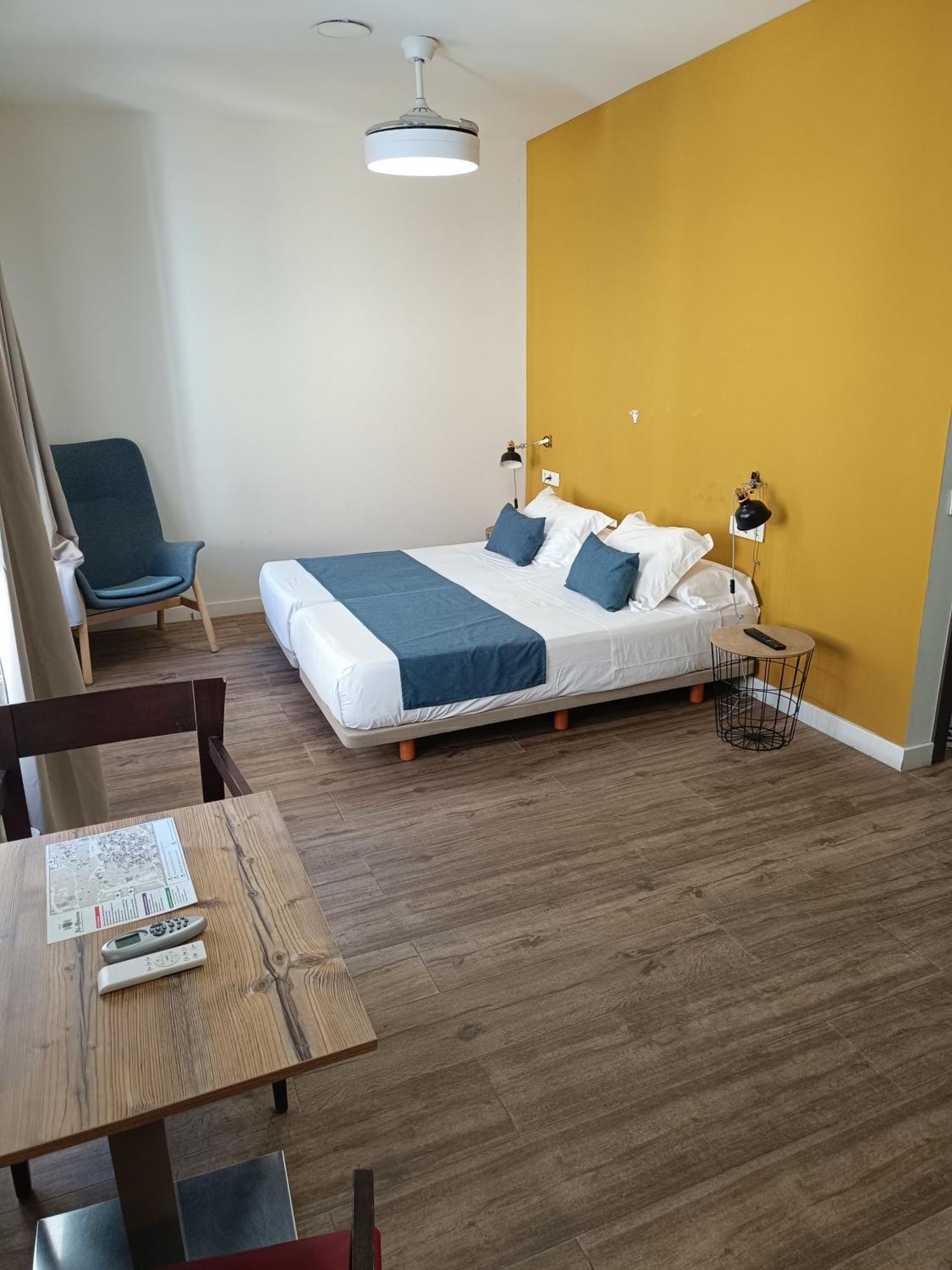 Apartamentos Al-Qazeres Luxury La Concepcion Caceres Ngoại thất bức ảnh