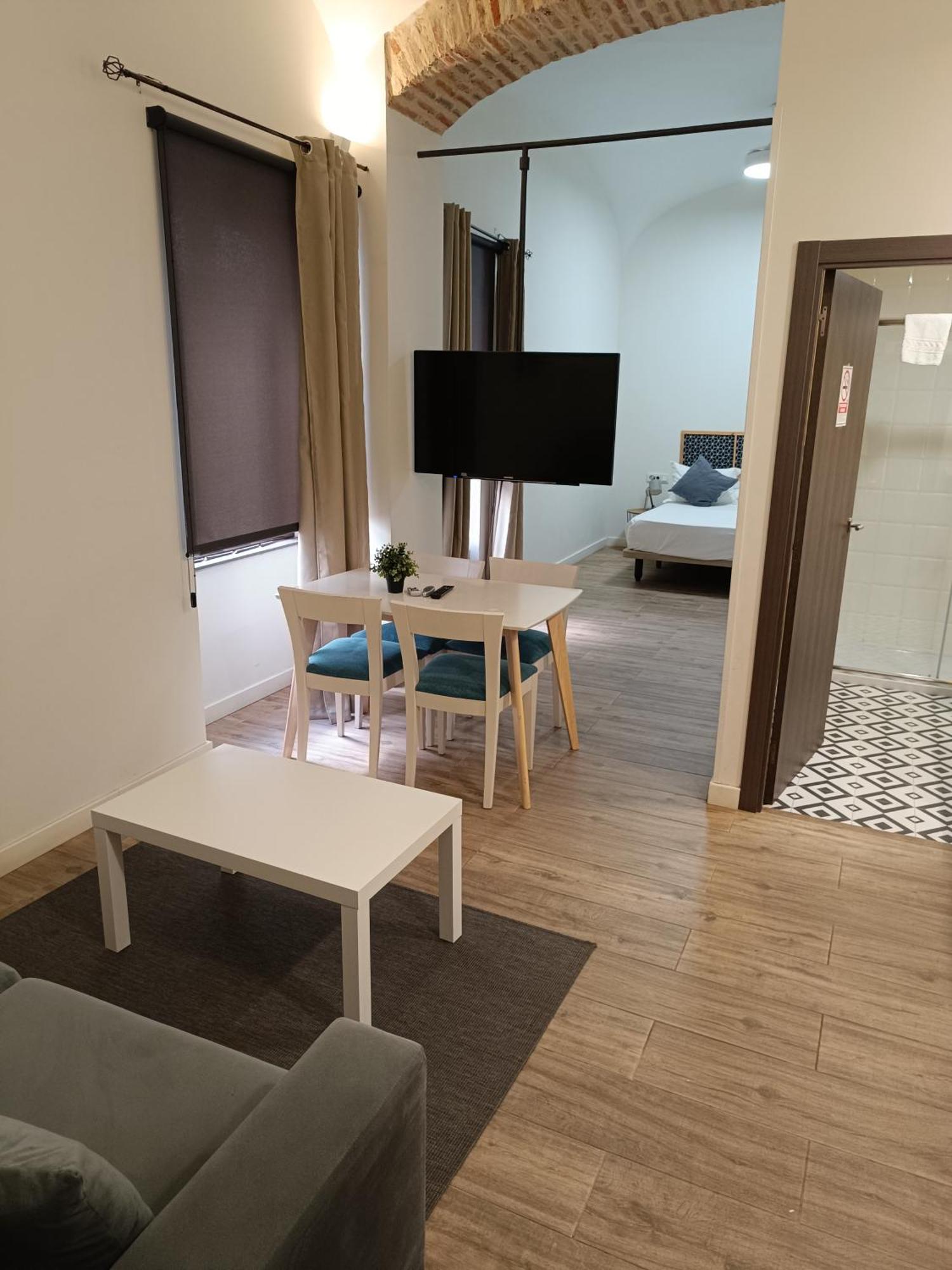 Apartamentos Al-Qazeres Luxury La Concepcion Caceres Ngoại thất bức ảnh